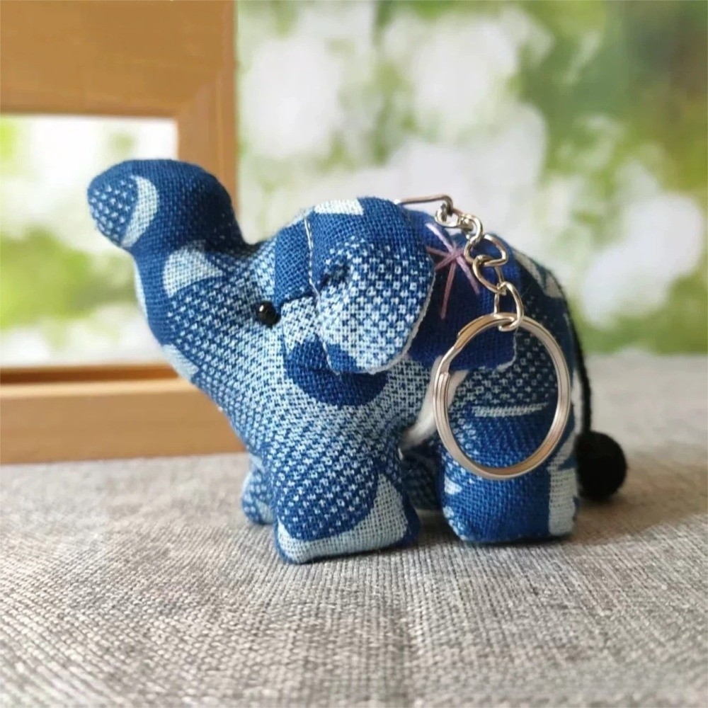 Traditional Thai Fabric Elepha – Car Accessories Thailand Bewertung und Preis