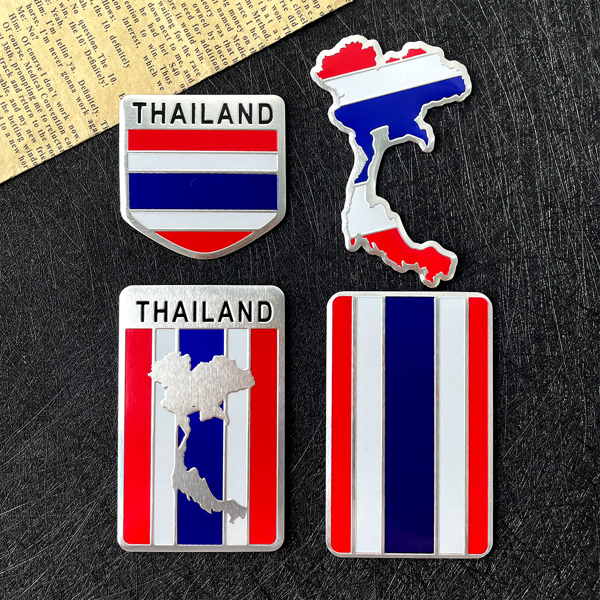 Thailand National Flag 3D Stic – Car Accessories Thailand Bewertung und Preis